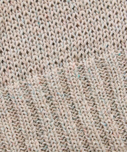 La boutique BonBon（ラブティックボンボン）の「【今すぐお届け！・着回し力抜群】テープヤーンラメクロップドニット（ニット/セーター・レディース・ライトベージュ/ライトグレー/ピンク・FREE）」の14枚目の写真