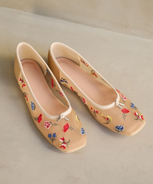 BEAUTY&YOUTH UNITED ARROWS（ビューティーアンドユースユナイテッドアローズ）の「チュール フラワー エンブロイダリー バレエシューズ（バレエシューズ・レディース・ブラック/ナチュラル・36/36h/37/37h）」の8枚目の写真