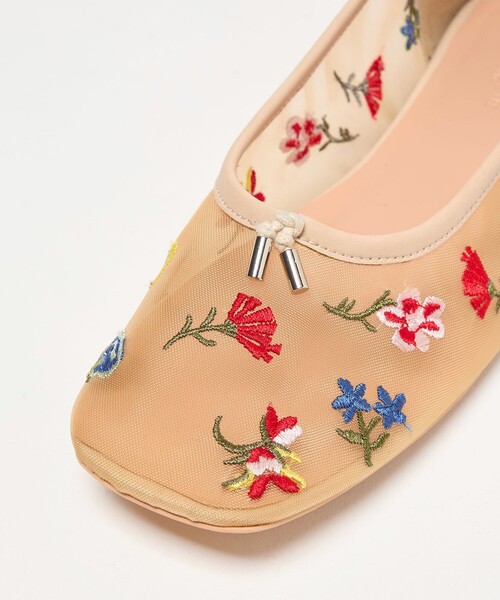 BEAUTY&YOUTH UNITED ARROWS（ビューティーアンドユースユナイテッドアローズ）の「チュール フラワー エンブロイダリー バレエシューズ（バレエシューズ・レディース・ブラック/ナチュラル・36/36h/37/37h）」の21枚目の写真