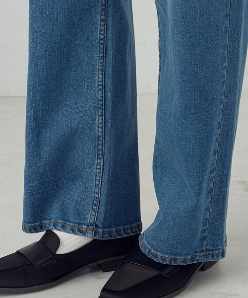 COMME CA ISM(コムサイズム)の「10オンスストレッチデニム ストレートパンツ(デニムパンツ・レディース・インディゴブルー/ブラック・MEDIUM/SMALL/LARGE/X-LARGE)」の20枚目の写真