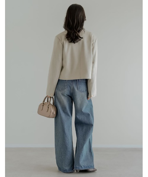 Re:EDIT（リエディ）の「[2026S/S COLLECTION]フェイクスウェードノーカラー金ボタンジャケット（ノーカラージャケット・レディース・アイボリー/ブラウン/キャメル・MEDIUM/LARGE）」の15枚目の写真