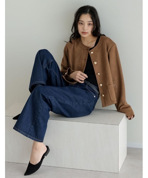 Re:EDIT（リエディ）の「[2026S/S COLLECTION]フェイクスウェードノーカラー金ボタンジャケット（ノーカラージャケット・レディース・アイボリー/ブラウン/キャメル・MEDIUM/LARGE）」の8枚目の写真