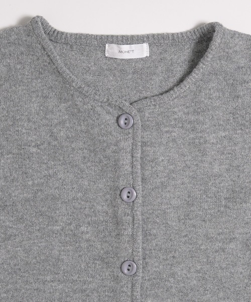 MUHET(ミュエータ)の「offset button 2 way knit cardigan / オフセットボタン2WAYニットカーディガン(カーディガン/ボレロ・レディース・グレー/ピンク/ベージュ・FREE)」の13枚目の写真