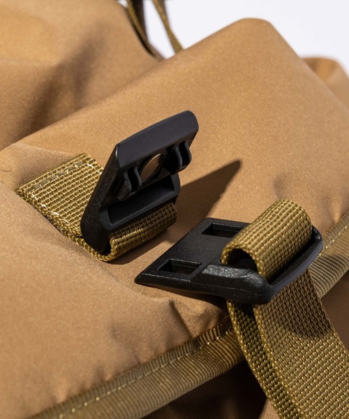 PHENIX COLLECTION(フェニックスコレクション)の「PHENIX COLLECTION(フェニックスコレクション)CARRIER, TYPE P-001(バックパック/リュック・メンズ・ブラック/ベージュ・ONE SIZE)」の7枚目の写真