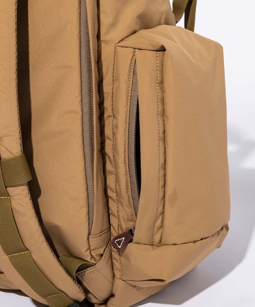 PHENIX COLLECTION(フェニックスコレクション)の「PHENIX COLLECTION(フェニックスコレクション)CARRIER, TYPE P-001(バックパック/リュック・メンズ・ブラック/ベージュ・ONE SIZE)」の8枚目の写真