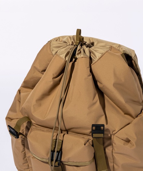 PHENIX COLLECTION(フェニックスコレクション)の「PHENIX COLLECTION(フェニックスコレクション)CARRIER, TYPE P-001(バックパック/リュック・メンズ・ブラック/ベージュ・ONE SIZE)」の13枚目の写真