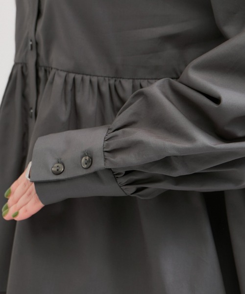 LE CERCLE par rope'（ルセルクルパーロペ）の「ペプラムギャザーブラウス（シャツ/ブラウス・レディース・ピンク/チャコールグレー/キナリ・FREE）」の13枚目の写真