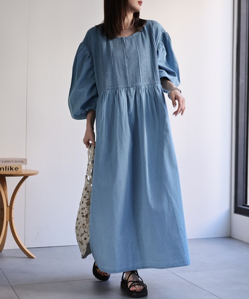 sakishimatokyo（サキシマトーキョー）の「【India Fabric】インド綿ピンタックギャザーワンピース/インドデニム/インドコットン（ワンピース・レディース・ライトブルー/ダークブルー/ブルー・MEDIUM/LARGE）」の5枚目の写真