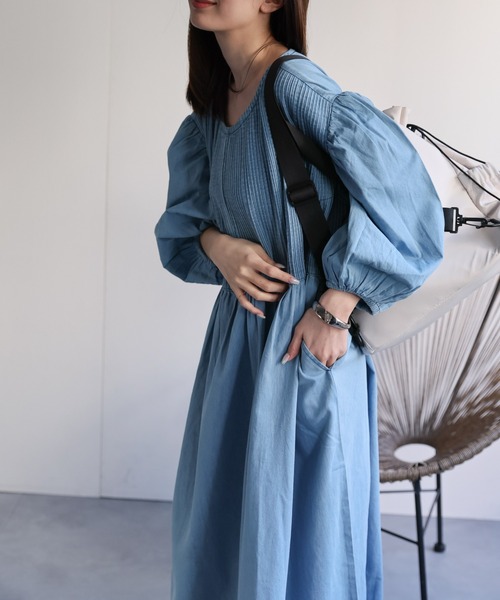 sakishimatokyo（サキシマトーキョー）の「【India Fabric】インド綿ピンタックギャザーワンピース/インドデニム/インドコットン（ワンピース・レディース・ライトブルー/ダークブルー/ブルー・MEDIUM/LARGE）」の17枚目の写真