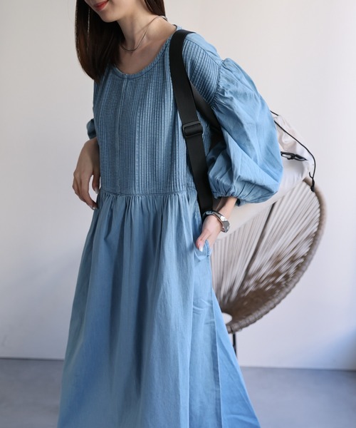sakishimatokyo（サキシマトーキョー）の「【India Fabric】インド綿ピンタックギャザーワンピース/インドデニム/インドコットン（ワンピース・レディース・ライトブルー/ダークブルー/ブルー・MEDIUM/LARGE）」の6枚目の写真
