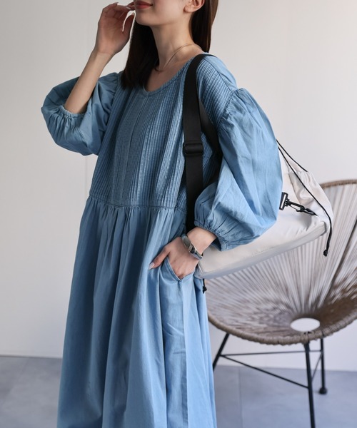 sakishimatokyo（サキシマトーキョー）の「【India Fabric】インド綿ピンタックギャザーワンピース/インドデニム/インドコットン（ワンピース・レディース・ライトブルー/ダークブルー/ブルー・MEDIUM/LARGE）」の11枚目の写真