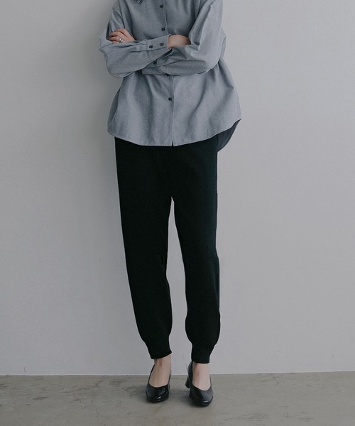 MANOF(マノフ)の「LINE KNIT JOGGER PANTS(その他パンツ・レディース・ブラック/ベージュ/ホワイト・S/M)」の9枚目の写真