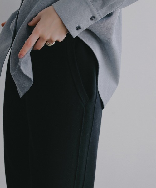 MANOF(マノフ)の「LINE KNIT JOGGER PANTS(その他パンツ・レディース・ブラック/ベージュ/ホワイト・S/M)」の14枚目の写真