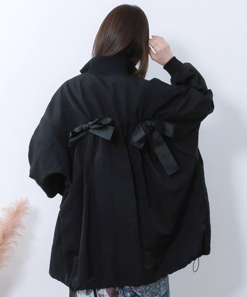 iS ScoLar(イズスカラー)の「561206:リボン×花刺繍ドルマンスリーブブルゾン(ブルゾン・レディース・ピンク/ブラック/カーキ・M)」の7枚目の写真
