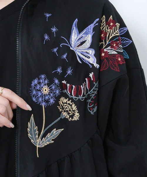 iS ScoLar(イズスカラー)の「561206:リボン×花刺繍ドルマンスリーブブルゾン(ブルゾン・レディース・ピンク/ブラック/カーキ・M)」の10枚目の写真