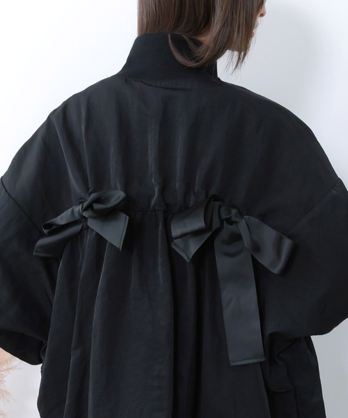 iS ScoLar(イズスカラー)の「561206:リボン×花刺繍ドルマンスリーブブルゾン(ブルゾン・レディース・ピンク/ブラック/カーキ・M)」の11枚目の写真