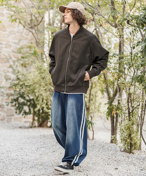 CAMBIO(カンビオ)の「mp14629- Sweat Cut Denim Line Pants デニムパンツ(AI-261-011)(デニムパンツ・メンズ・ブルー/ブラック・M/L)」の13枚目の写真
