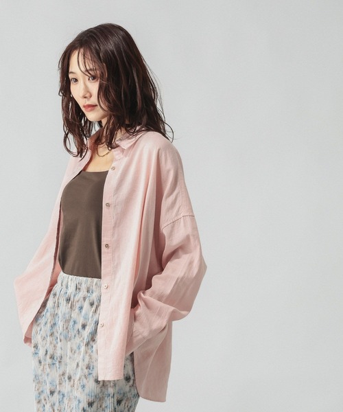 GLOBAL WORK（グローバルワーク）の「フレンチリネンシャツ長袖/601244（シャツ/ブラウス・レディース・ホワイト系その他/ブラウン/ピンク系5/オフホワイト/サックスブルー/ピンク/ネイビー/サックスブルー系3/ミント/イエロー・LONG/REGULAR）」の9枚目の写真