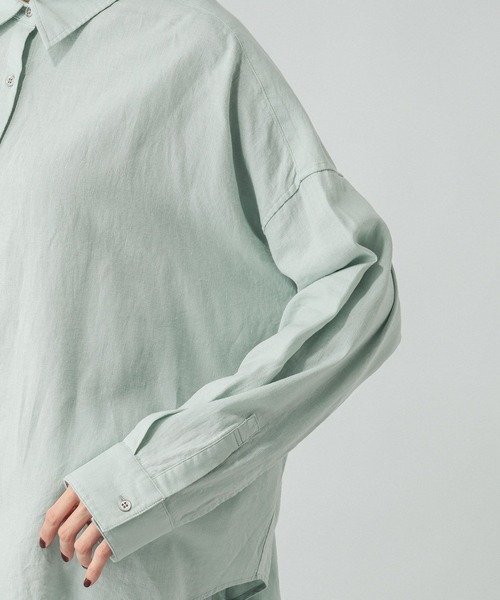 GLOBAL WORK（グローバルワーク）の「フレンチリネンシャツ長袖/601244（シャツ/ブラウス・レディース・ホワイト系その他/ブラウン/ピンク系5/オフホワイト/サックスブルー/ピンク/ネイビー/サックスブルー系3/ミント/イエロー・LONG/REGULAR）」の14枚目の写真