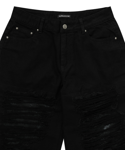 DARLING, YOU'RE BAD(ダーリンユーアーバッド)の「Damaged Python Wide Denim Pants #Black(デニムパンツ・レディース・その他・SMALL/MEDIUM)」の4枚目の写真