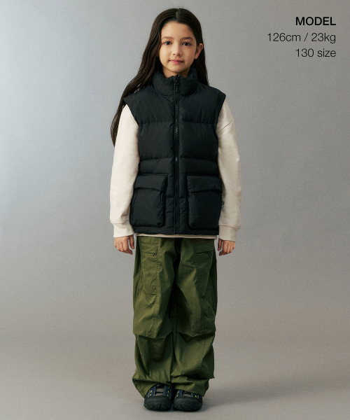 MUSINSA STANDARD KIDS（ムシンサスタンダードキッズ）の「[シティレジャー] パディングベスト [ブラック]（ベスト・レディース・その他・140/150/130/120/110/100）」の2枚目の写真