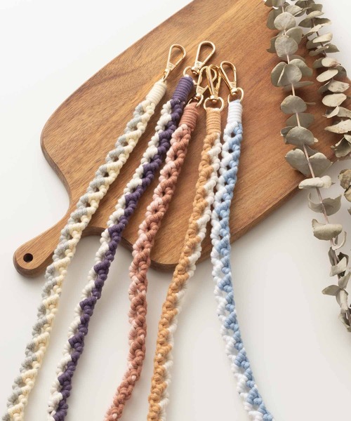 emonique（エモニーク）の「スマートフォン用ストラップ クリアストラップホルダー付　あみあみ 長さ調整可（スマホグッズ・レディース・その他12/その他9/その他7/その他4/その他10/その他8/その他6/その他11/その他5/その他3/その他2/その他1・FREE）」の14枚目の写真