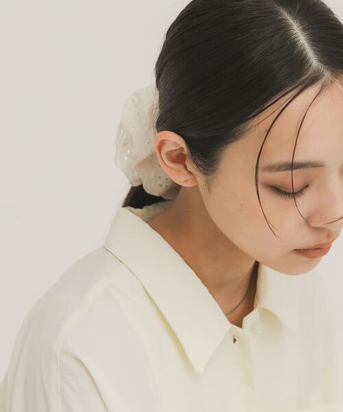 KBF（ケイビーエフ）の「レースシュシュ（ヘアゴム・レディース・ブラック/アイボリー・ONE）」の4枚目の写真