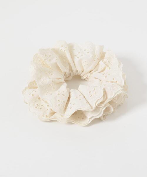 KBF（ケイビーエフ）の「レースシュシュ（ヘアゴム・レディース・ブラック/アイボリー・ONE）」の6枚目の写真