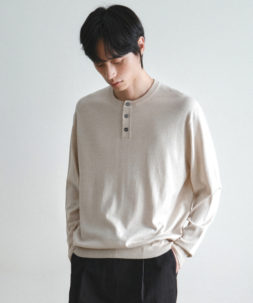 WO6SHABLE минимал хенли‑нейк SOFT BEIGE (WC26KN21)
