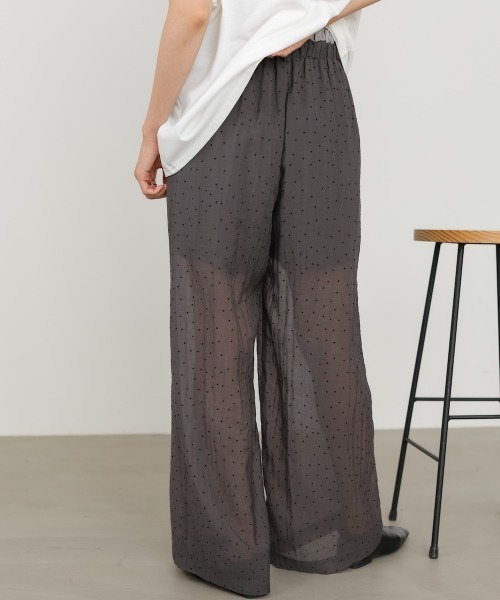 Bab(バブ)の「ウエストフリルドットパンツ(その他パンツ・レディース・アイボリー/ブルー/チャコールグレー・M)」の21枚目の写真
