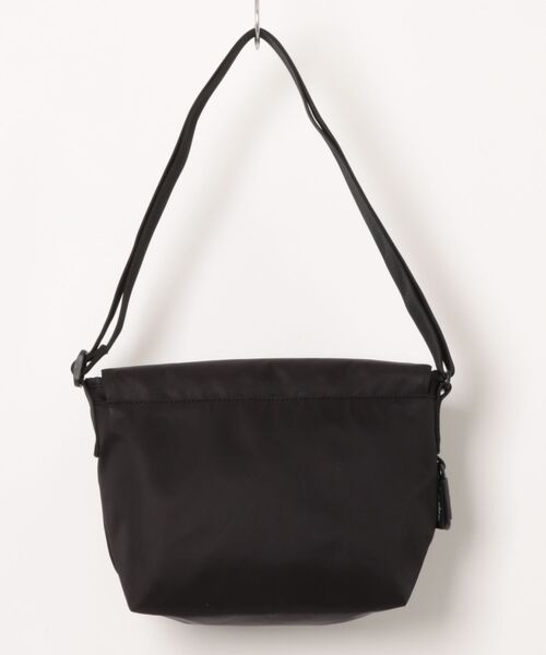 Manhattan Portage BLACK LABEL（マンハッタンポーテージ　ブラックレーベル）の「IRVING MESSENGER BAG TWL POKEMON（メッセンジャーバッグ・メンズ・ブラック・SMALL）」の15枚目の写真