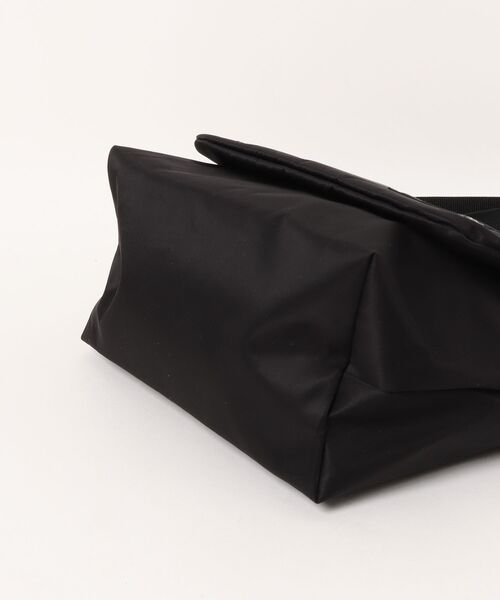 Manhattan Portage BLACK LABEL（マンハッタンポーテージ　ブラックレーベル）の「IRVING MESSENGER BAG TWL POKEMON（メッセンジャーバッグ・メンズ・ブラック・SMALL）」の16枚目の写真