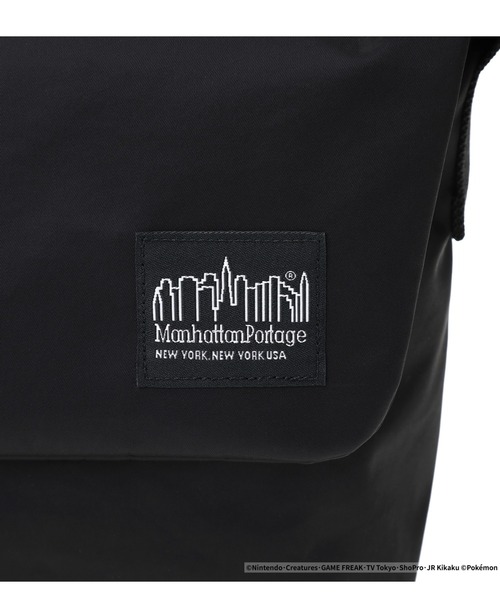 Manhattan Portage BLACK LABEL（マンハッタンポーテージ　ブラックレーベル）の「IRVING MESSENGER BAG TWL POKEMON（メッセンジャーバッグ・メンズ・ブラック・SMALL）」の10枚目の写真