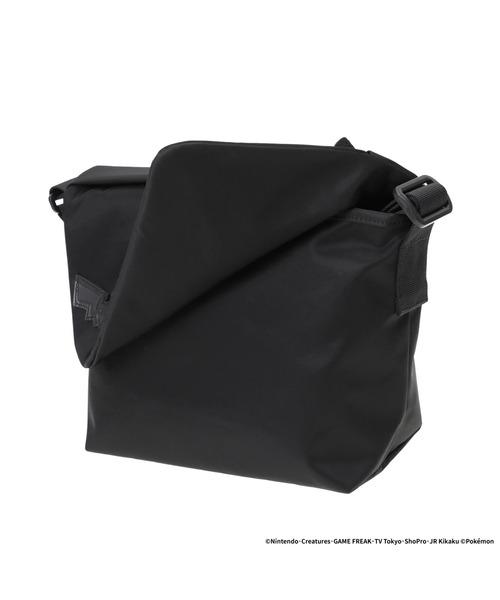 Manhattan Portage BLACK LABEL（マンハッタンポーテージ　ブラックレーベル）の「IRVING MESSENGER BAG TWL POKEMON（メッセンジャーバッグ・メンズ・ブラック・SMALL）」の13枚目の写真