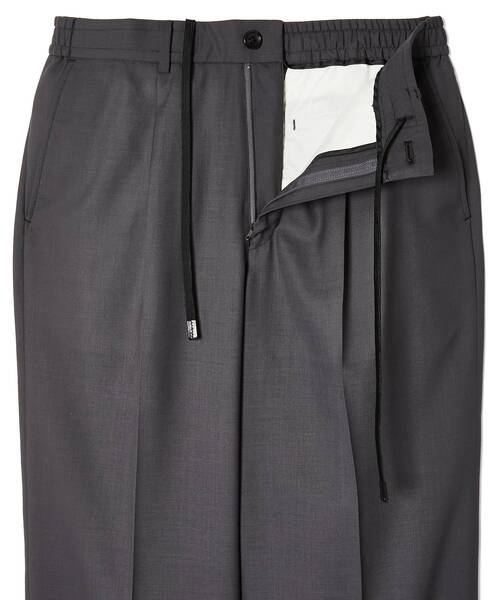 N.HOOLYWOOD COMPILE（N.ハリウッド コンパイル）の「1TUCK TROUSERS（スラックス・メンズ・ベージュ/チャコール/ブラック・40/38/36）」の9枚目の写真