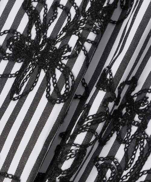ANAYI（アナイ）の「フラワー刺繍ストライプＡライン ワンピース（ワンピース・レディース・ブラック・38/36/34）」の11枚目の写真