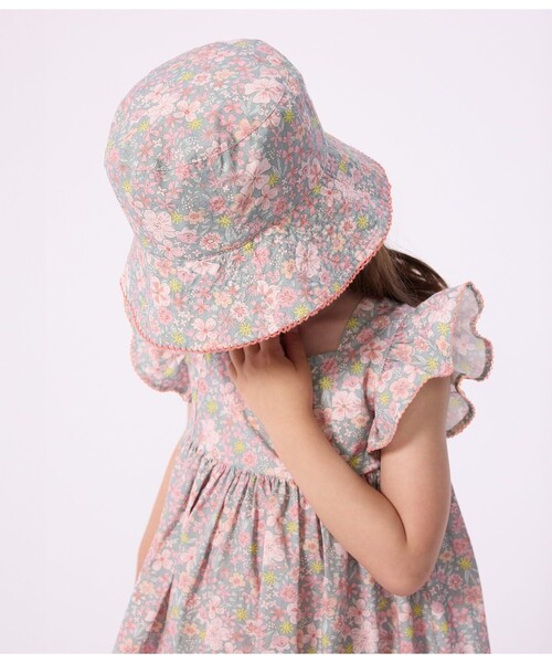 PETIT BATEAU（プチバトー）の「フラワープリントクロシェ（ハット・キッズ・ライトグリーン・4YEAR/8YEAR/12YEAR）」の3枚目の写真