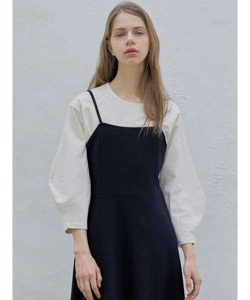AVANT-G(アバン)の「Wave Sleeve Round T-shirt - IVORY(Tシャツ/カットソー・レディース・その他・FREE)」の1枚目の写真