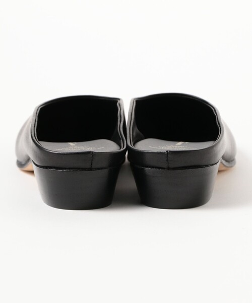 Demi-Luxe BEAMS(デミルクス ビームス)の「BEAUTIFUL SHOES / スクエア ミュール(サンダル・レディース・ブラック・24.0cm/23.0cm)」の7枚目の写真