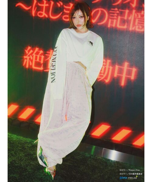 CALNAMUR(カルナムール)の「【新世紀エヴァンゲリオンコラボ】激アツ背景ロングスリーブTシャツ(Tシャツ/カットソー・レディース・レッド/ブルー・X-LARGE/FREE)」の21枚目の写真