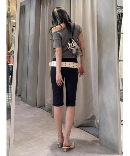 LAGUA GEM（ラグアジェム）の「BASIC CAPRI パンツ（その他パンツ・レディース・ブラック/ネイビー・X-SMALL/SMALL/MEDIUM）」の19枚目の写真
