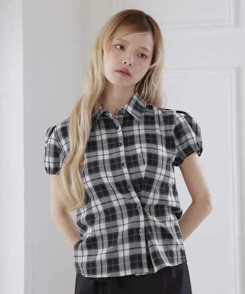 MSGirl(エムエスジーガール)の「パフスリーブ2WAYサイドボタン半袖レギュラーチェックシャツ(シャツ/ブラウス・レディース・ブラウン/ホワイト/チャコール・M/S)」の5枚目の写真