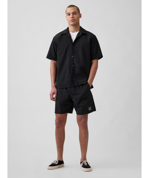 GAP(ギャップ)の「ナイロン100% ボクシーシャツ(シャツ/ブラウス・メンズ・グレー/ブラック/ベージュ/ピンク/オフホワイト・M/S/XS/L/XL)」の18枚目の写真