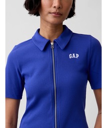 リブ クロップド GAPロゴ ジップアップ ポロシャツ