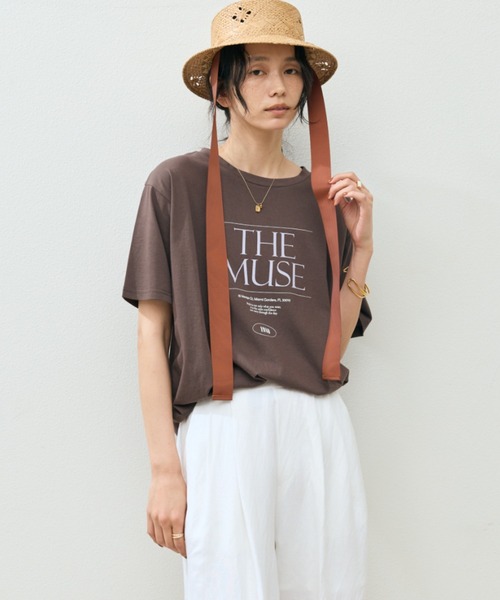 Doux archives(ドゥアルシーヴ)の「THE MUSE Tee(Tシャツ/カットソー・レディース・ベージュ/オフホワイト/ブラウン・FREE)」の2枚目の写真