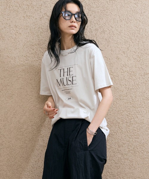 Doux archives(ドゥアルシーヴ)の「THE MUSE Tee(Tシャツ/カットソー・レディース・ベージュ/オフホワイト/ブラウン・FREE)」の13枚目の写真