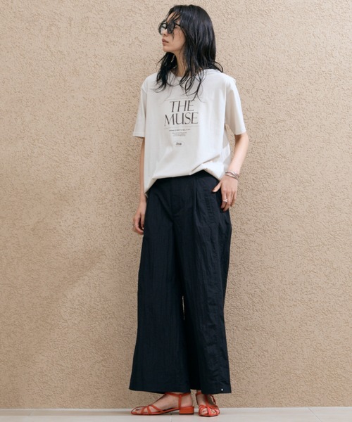 Doux archives(ドゥアルシーヴ)の「THE MUSE Tee(Tシャツ/カットソー・レディース・ベージュ/オフホワイト/ブラウン・FREE)」の8枚目の写真