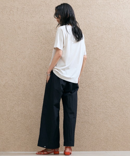 Doux archives(ドゥアルシーヴ)の「THE MUSE Tee(Tシャツ/カットソー・レディース・ベージュ/オフホワイト/ブラウン・FREE)」の10枚目の写真