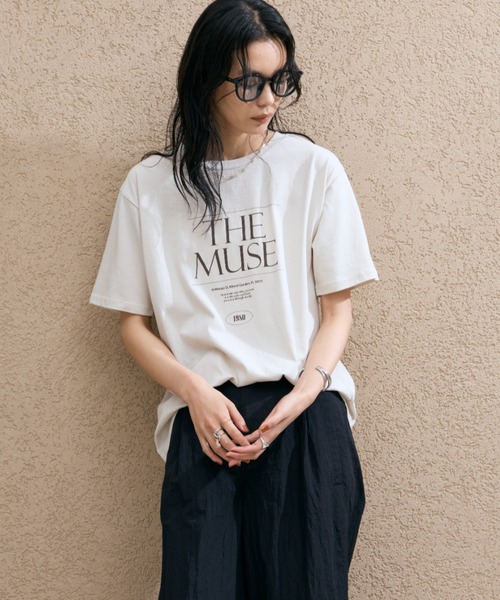 Doux archives(ドゥアルシーヴ)の「THE MUSE Tee(Tシャツ/カットソー・レディース・ベージュ/オフホワイト/ブラウン・FREE)」の12枚目の写真