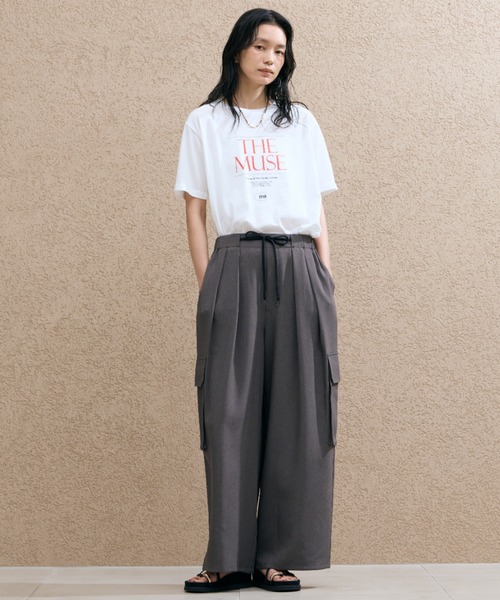 Doux archives(ドゥアルシーヴ)の「THE MUSE Tee(Tシャツ/カットソー・レディース・ベージュ/オフホワイト/ブラウン・FREE)」の17枚目の写真